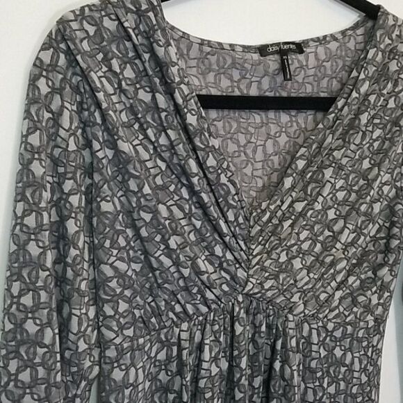 NWT Daisy Fuentes Empire Top XSmall - Picture 2 of 5
